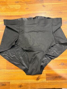 SPANX Black High-Waist Shaping Briefs